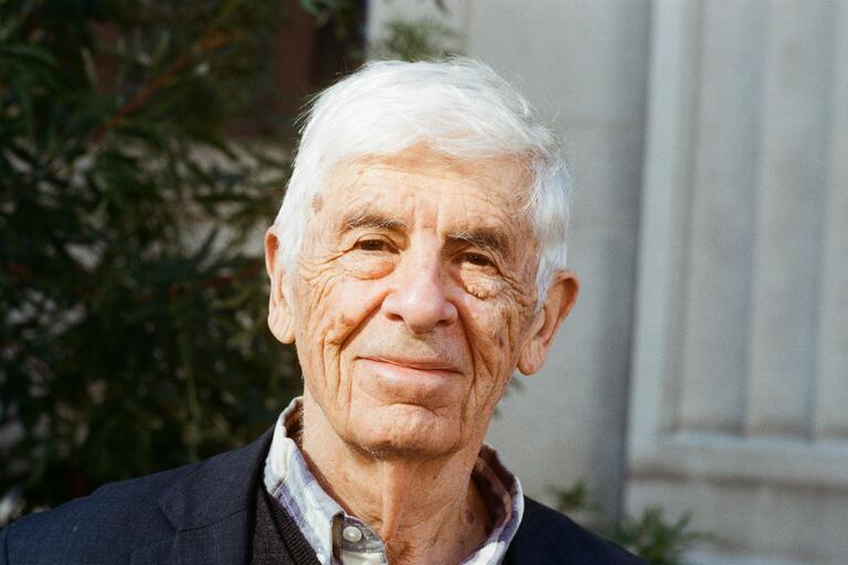 Alexandre J. Chorin Alexandre J. Chorin